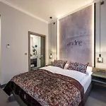 Отель Andrae 3*